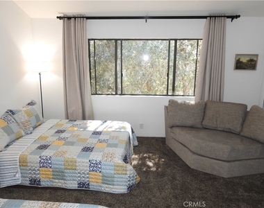 5041 Pine Ridge Avenue - Photo Thumbnail 32
