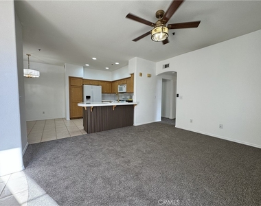 310 E Mccoy Lane - Photo Thumbnail 10