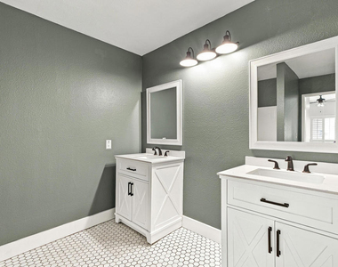 513 Walker Road - Photo Thumbnail 7