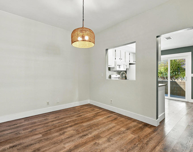513 Walker Road - Photo Thumbnail 3