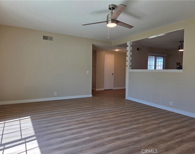 10142 Forrestal - Photo Thumbnail 15