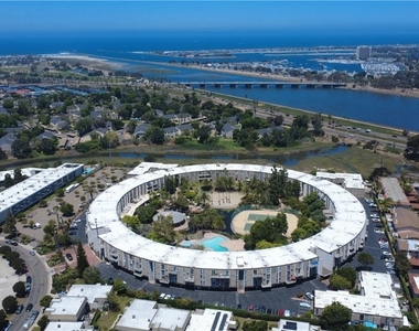 3050 Rue Dorleans - Photo Thumbnail 5