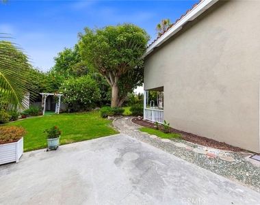 17850 Winterberry Street - Photo Thumbnail 4