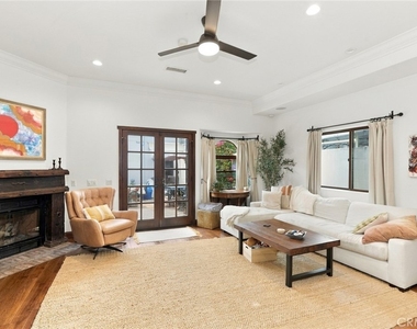1115 California Street - Photo Thumbnail 4