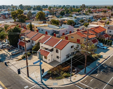 4981 Pearce - Photo Thumbnail 30