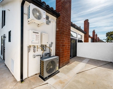 4981 Pearce - Photo Thumbnail 18