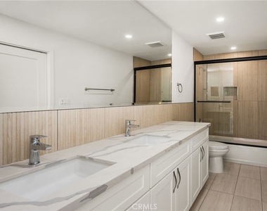 4981 Pearce - Photo Thumbnail 25