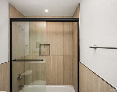 4981 Pearce - Photo Thumbnail 26