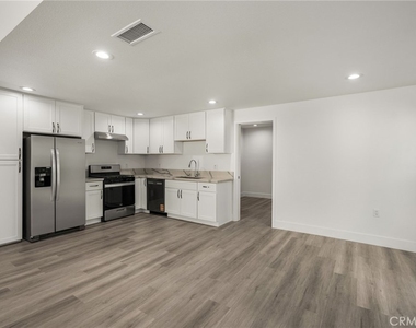 4981 Pearce - Photo Thumbnail 10