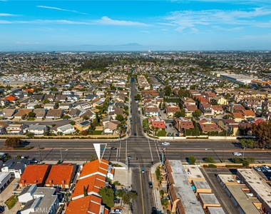 4981 Pearce - Photo Thumbnail 36