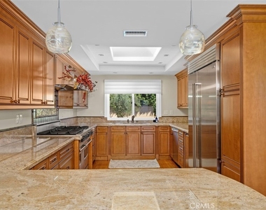 11 Tiburon Bay - Photo Thumbnail 18
