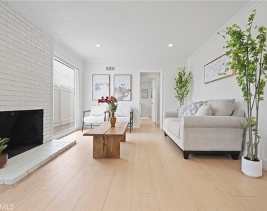 11502 Mac Street - Photo Thumbnail 3