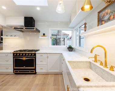 106 Via Cordova - Photo Thumbnail 15