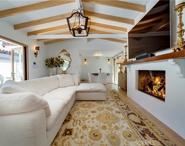106 Via Cordova - Photo Thumbnail 9
