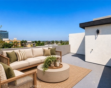 3405 Tilden Avenue - Photo Thumbnail 15