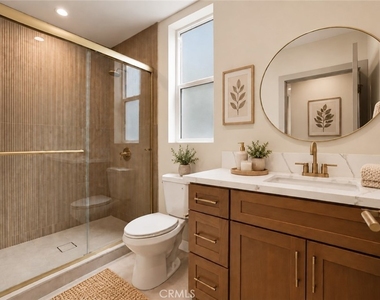 3405 Tilden Avenue - Photo Thumbnail 4