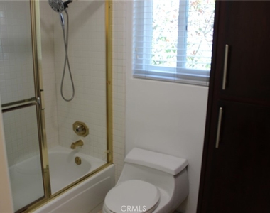 26832 Bridlewood Drive - Photo Thumbnail 30