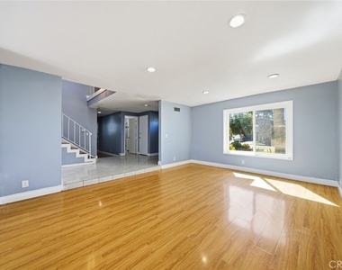 7711 Concordia Pl - Photo Thumbnail 11