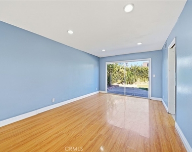 7711 Concordia Pl - Photo Thumbnail 14