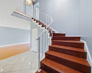 7711 Concordia Pl - Photo Thumbnail 30
