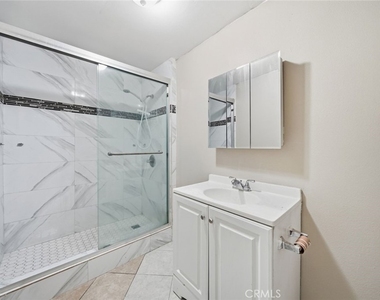 7711 Concordia Pl - Photo Thumbnail 24