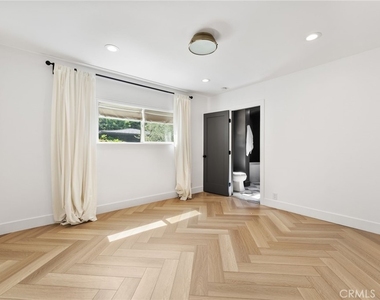 11110 Landale Street - Photo Thumbnail 27