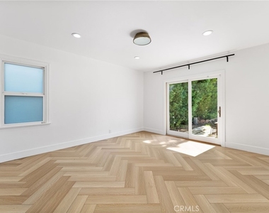 11110 Landale Street - Photo Thumbnail 29