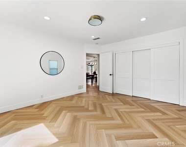 11110 Landale Street - Photo Thumbnail 30