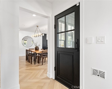 11110 Landale Street - Photo Thumbnail 12