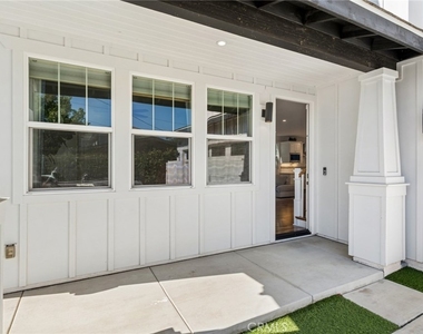 163 Flower Street - Photo Thumbnail 1