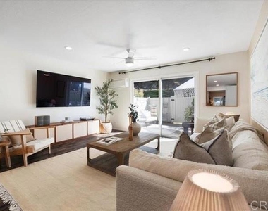 328 Winsome Place - Photo Thumbnail 13