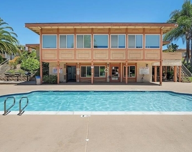 6816 Hyde Park Drive - Photo Thumbnail 14