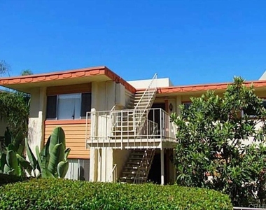 6816 Hyde Park Drive - Photo Thumbnail 10