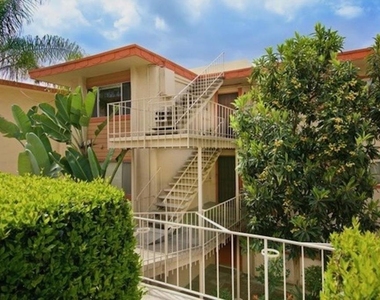 6816 Hyde Park Drive - Photo Thumbnail 11