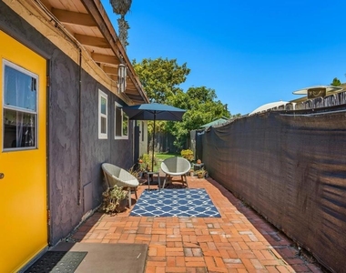242 25th Street - Photo Thumbnail 8