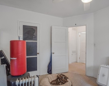 240 25th Street - Photo Thumbnail 8