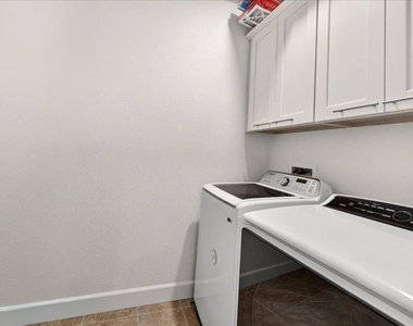 5972 Reddick Loop - Photo Thumbnail 26