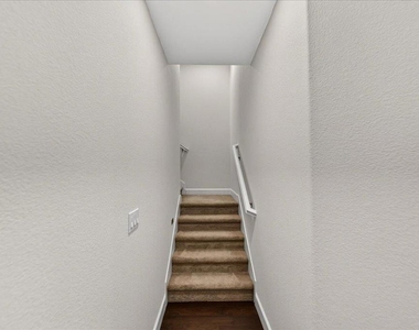 5972 Reddick Loop - Photo Thumbnail 9