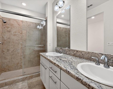 5972 Reddick Loop - Photo Thumbnail 30