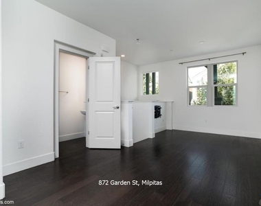 872 Garden Street - Photo Thumbnail 5