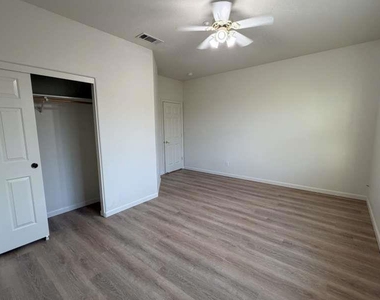 2617 Ranchwood Drive - Photo Thumbnail 26
