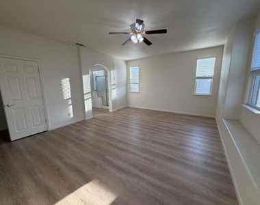 2617 Ranchwood Drive - Photo Thumbnail 17