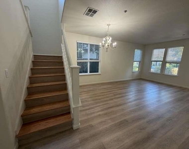 2617 Ranchwood Drive - Photo Thumbnail 2