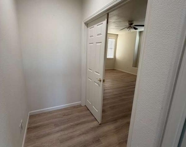 2617 Ranchwood Drive - Photo Thumbnail 13