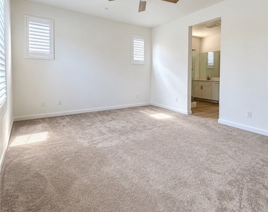 4547 S Grant Paseo - Photo Thumbnail 3