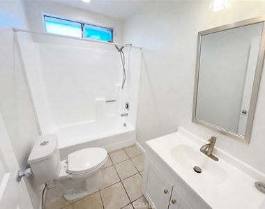 10255 Tujunga Canyon Boulevard - Photo Thumbnail 5