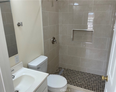 1623 A 3rd Street - Photo Thumbnail 17