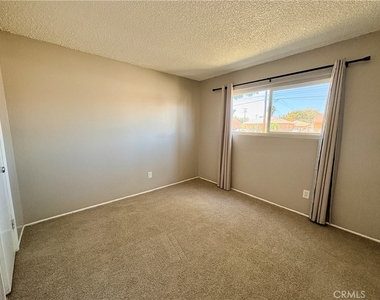 4926 Maine Avenue - Photo Thumbnail 6