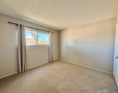 4926 Maine Avenue - Photo Thumbnail 7
