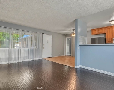 645 Scott Place - Photo Thumbnail 1